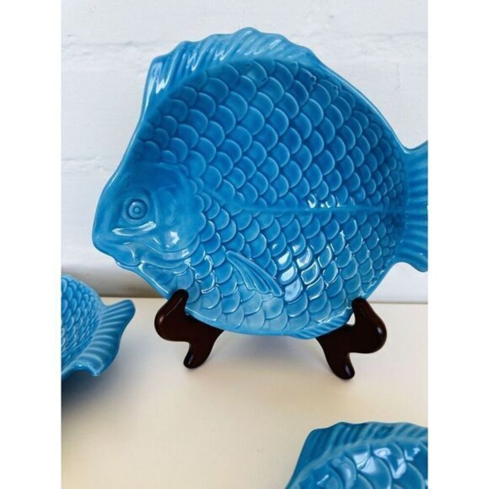 VTG Rare Holland Mold Set Of 4‎ Blue Fish Plates Excellent Condition Pre-owned